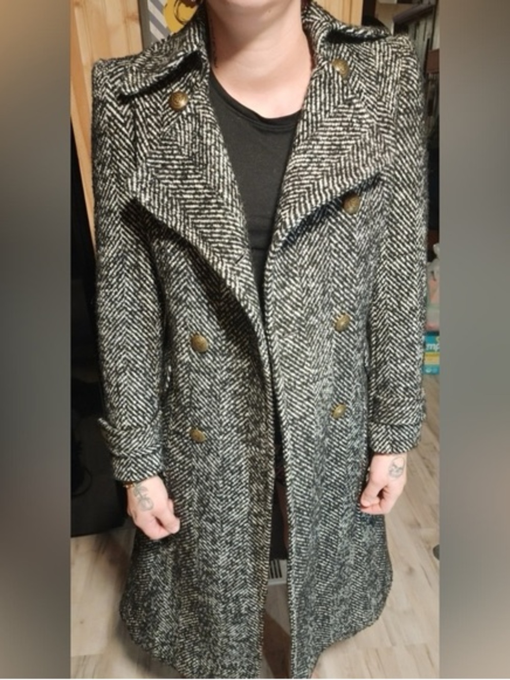 Ralph Lauren Black and White Herringbone Wool Double-Breasted Coat - Picture 3 of 11